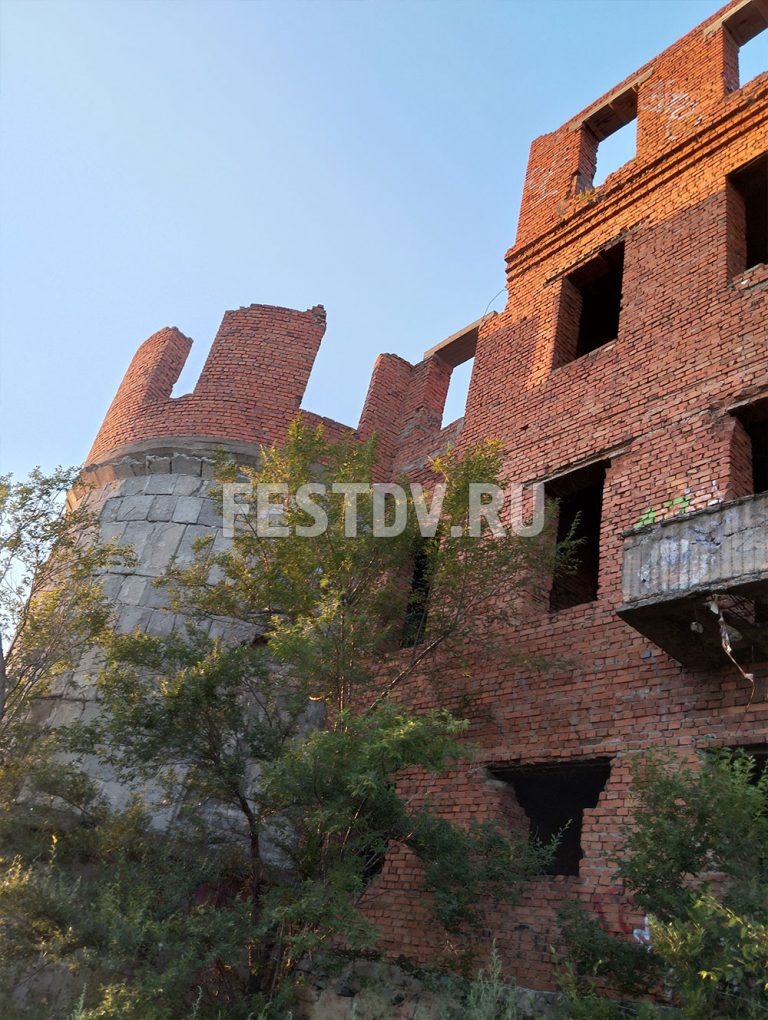 Дом Архитектора, Воронье гнездо - Хабаровск